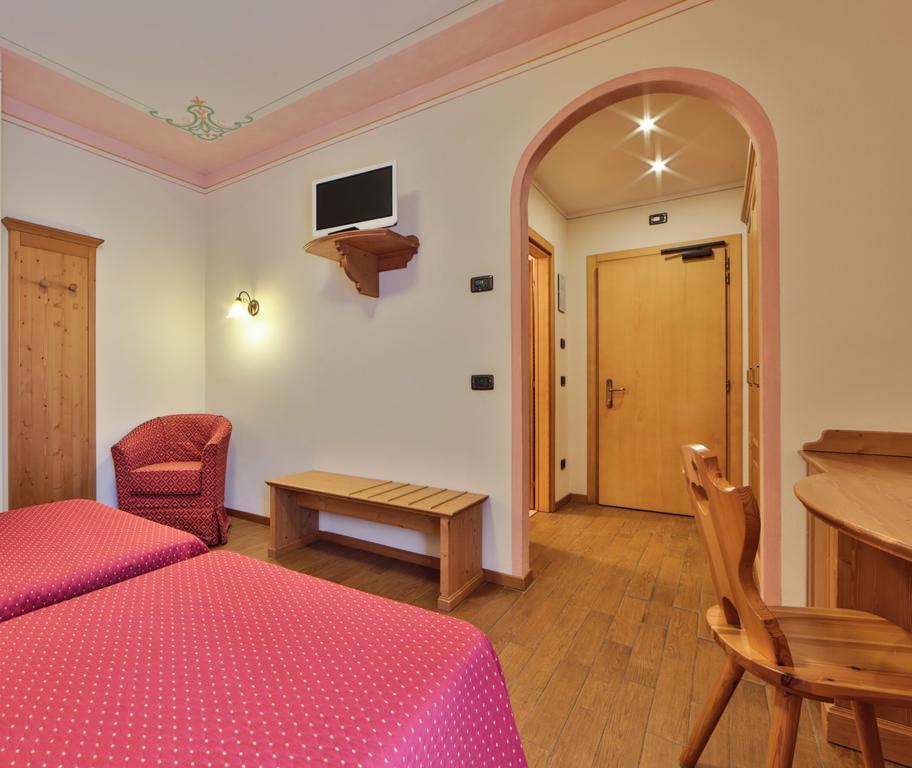 Hotel Fai Fai della Paganella Kültér fotó
