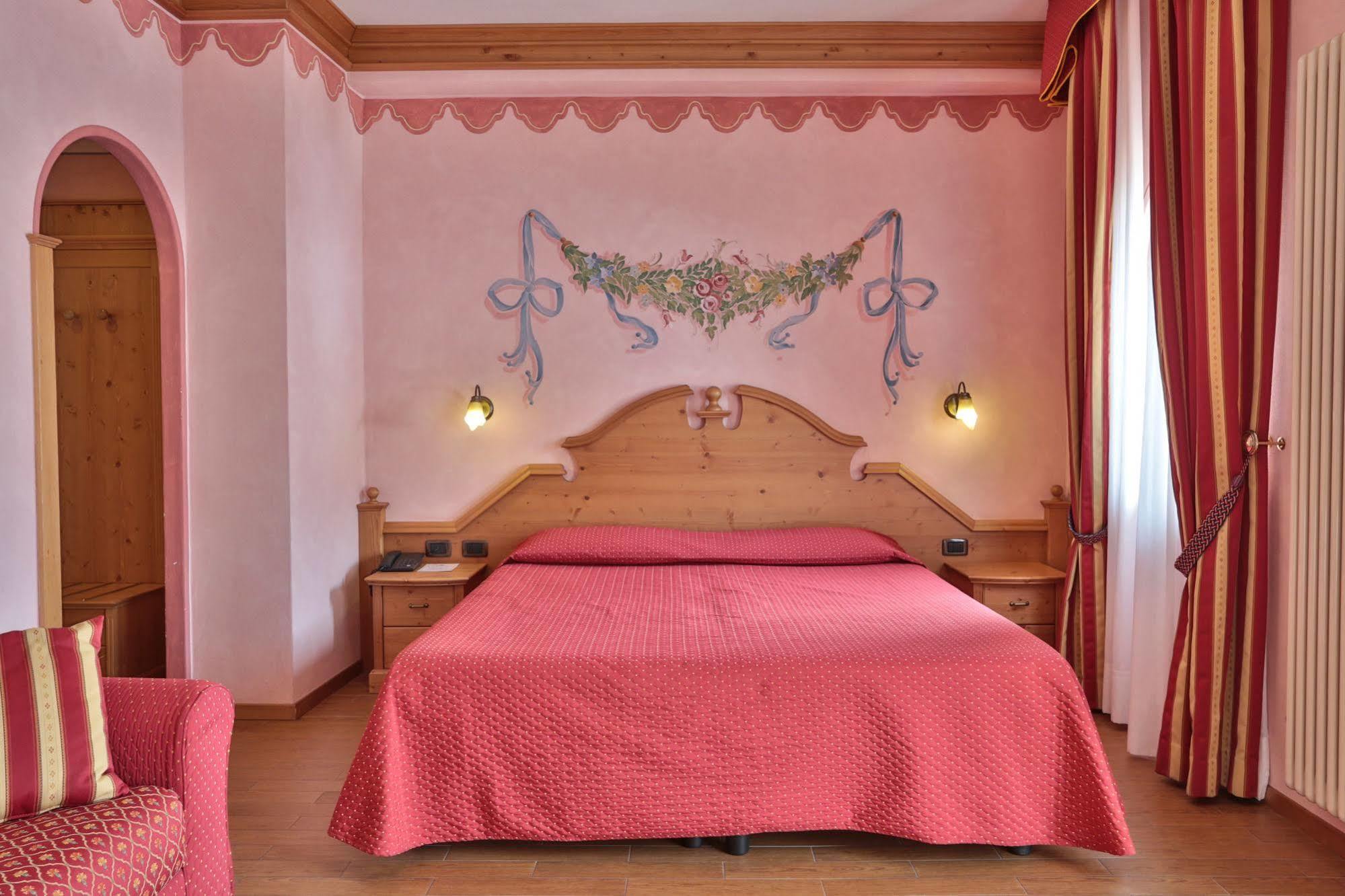 Hotel Fai Fai della Paganella Kültér fotó