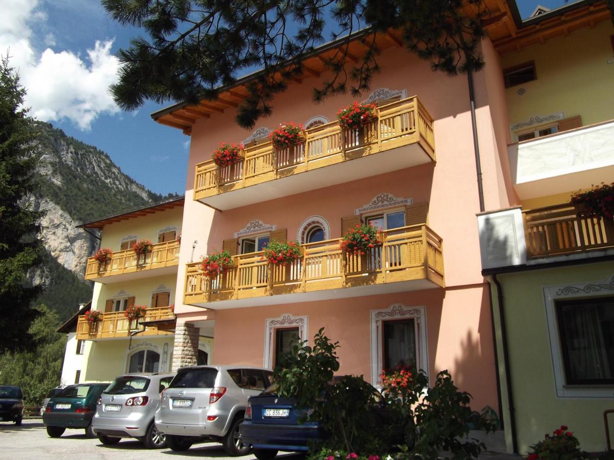 Hotel Fai Fai della Paganella Kültér fotó