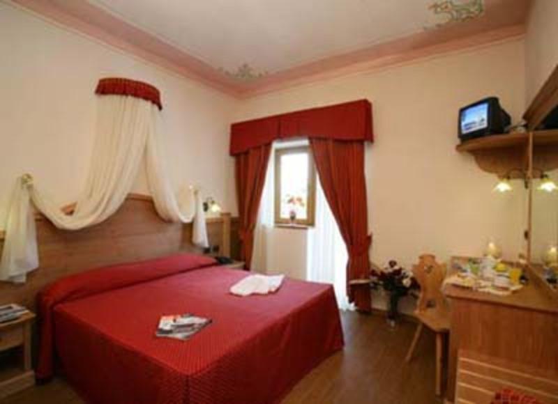 Hotel Fai Fai della Paganella Kültér fotó